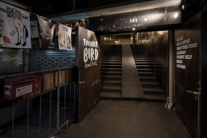 Imagen de los interiores del Hostel Thunder Bird. Foto 13