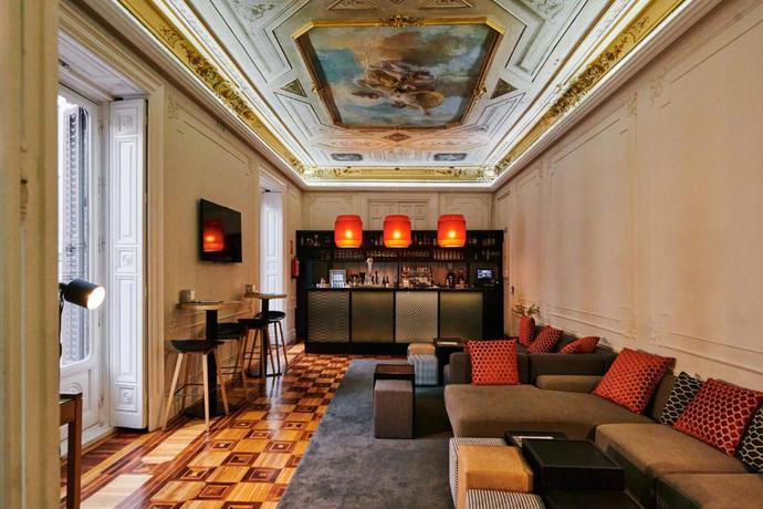 Imagen del bar/restaurante del Hostel Toc and Suites Madrid. Foto 2