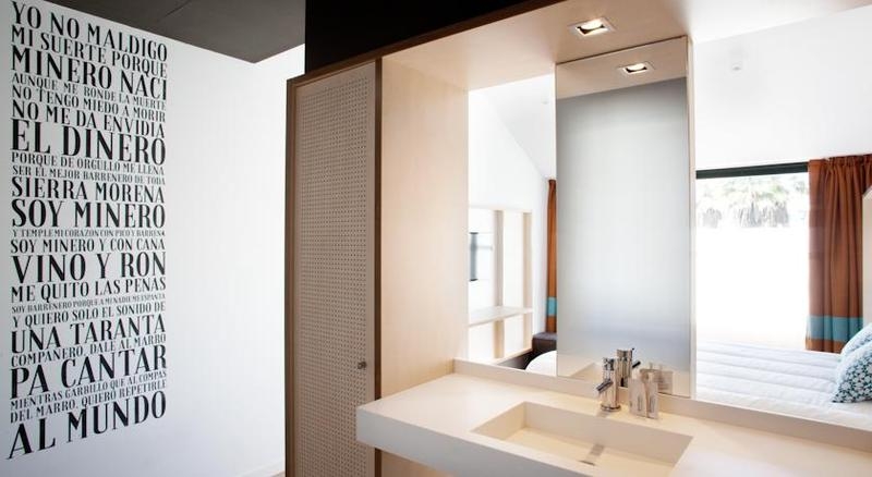 Imagen de la habitación del Hostel Toc and Suites Madrid. Foto 8