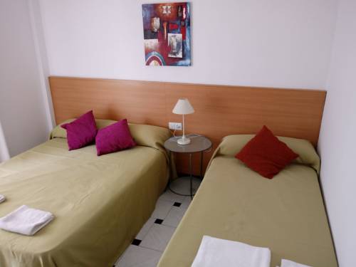 Imagen de la habitación del Hostel Torre De La Victoria. Foto 3