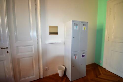 Imagen de la habitación del Hostel Travel&Joy backpackers. Foto 9