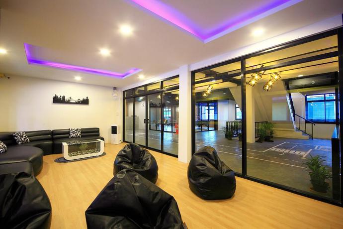 Imagen de los interiores del Hostel Tuk Tuk. Foto 19