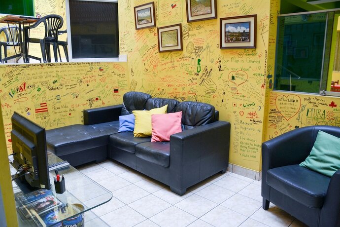 Imagen del bar/restaurante del Hostel Tupac - Lima Airport. Foto 10