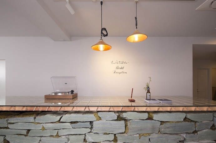 Imagen de los interiores del Hostel Turn Table. Foto 19