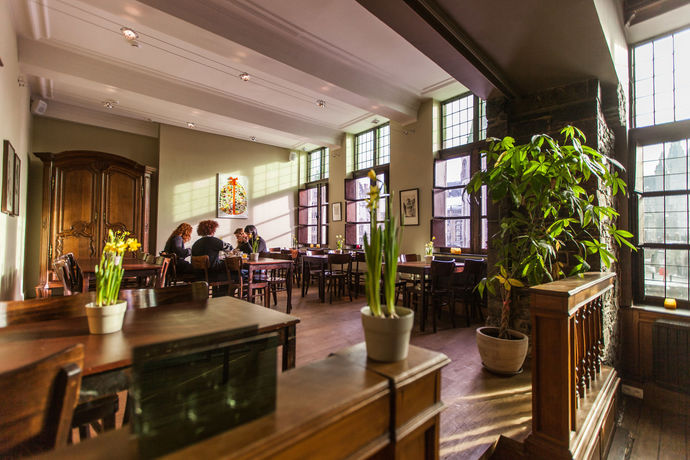 Imagen del bar/restaurante del Hostel Uppelink. Foto 3