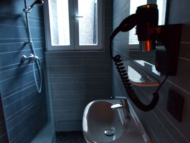 Imagen de los exteriores del Hostel Urban City Centre. Foto 15