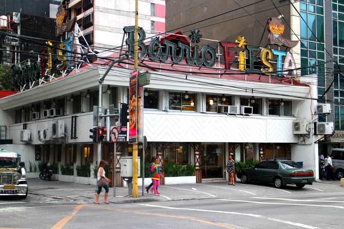 Imagen de los exteriores del Hostel Urban, Makati. Foto 11