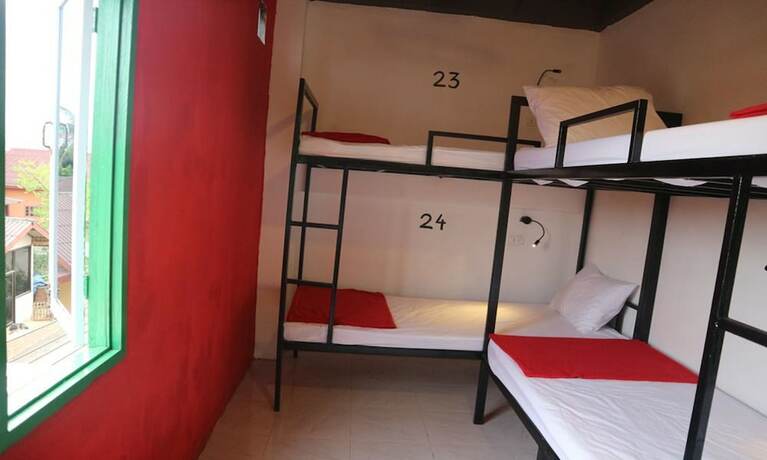 Imagen de la habitación del Hostel Vang Vieng Rock Backpacker. Foto 12