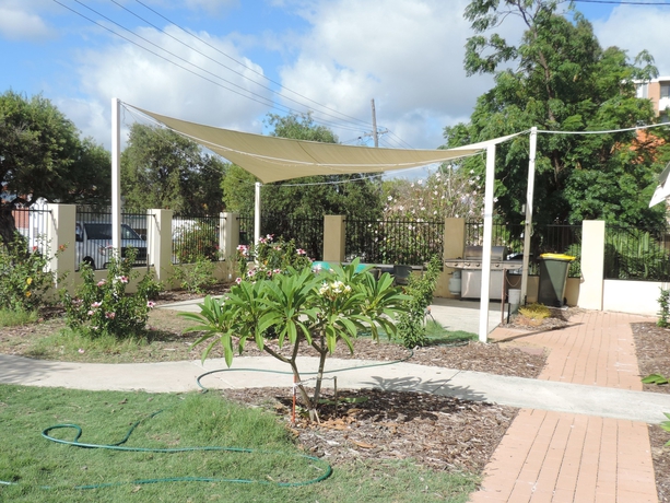 Imagen de los exteriores del Hostel Victoria Park Lodge -. Foto 18