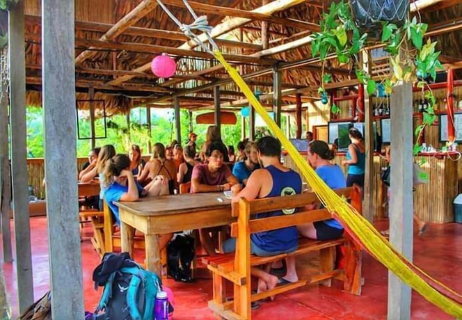 Imagen del bar/restaurante del Hostel Vista Verde Lodge. Foto 6