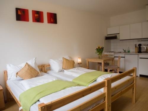 Imagen de los exteriores del Hostel Westend City. Foto 8