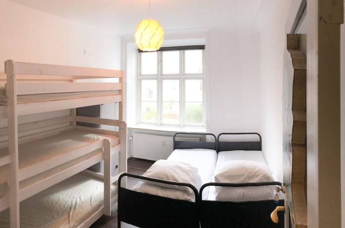 Imagen de la habitación del Hostel Where to sleep -. Foto 13