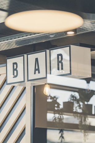 Imagen del bar/restaurante del Hostel Whoo Bordeaux Bacalan. Foto 2