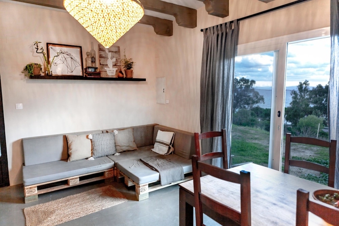 Imagen de los interiores del Hostel Wild House Tarifa -. Foto 19