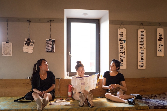 Imagen de los interiores del Hostel Wombat's City Vienna Naschmarkt. Foto 17