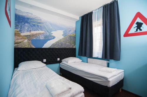 Imagen de la habitación del Hostel World, Gdansk. Foto 2