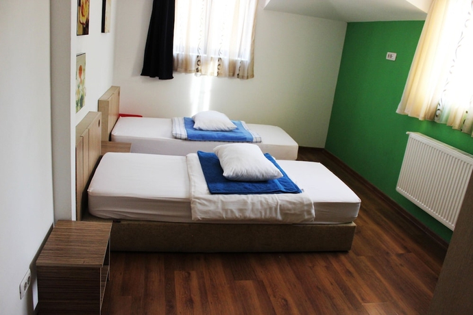 Imagen de la habitación del Hostel X, Sector 3. Foto 17