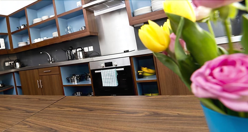 Imagen de los interiores del Hostel YHA Cambridge. Foto 12