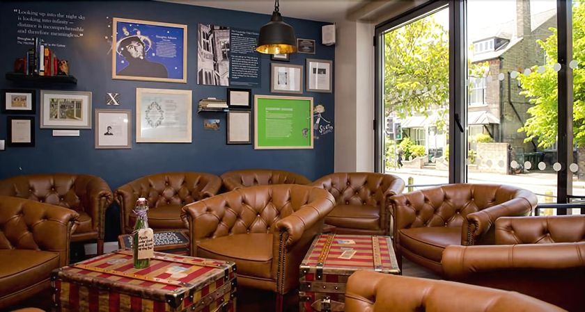 Imagen de los interiores del Hostel YHA Cambridge. Foto 13