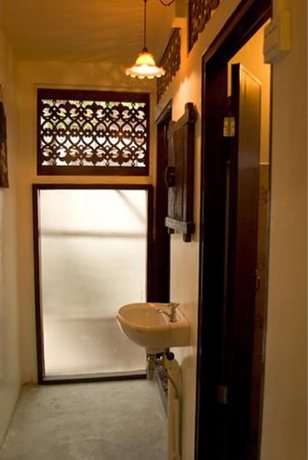 Imagen de la habitación del Hostel Yha Bangkok Airport -. Foto 14