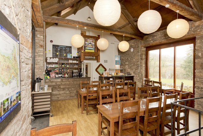 Imagen del bar/restaurante del Hostel Yha Brecon Beacons Danywenallt -. Foto 7