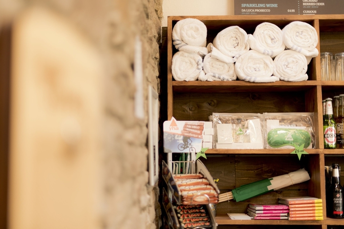 Imagen de los interiores del Hostel Yha Brecon Beacons Danywenallt -. Foto 15