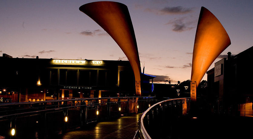 Imagen de los exteriores del Hostel Yha Bristol -. Foto 8