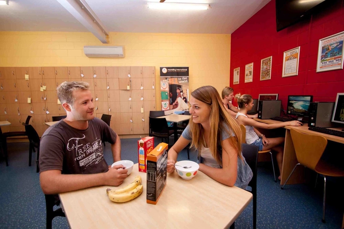 Imagen del bar/restaurante del Hostel Yha Cairns Central. Foto 3