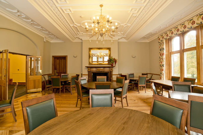 Imagen de los interiores del Hostel Yha Castleton Losehill Hall -. Foto 13