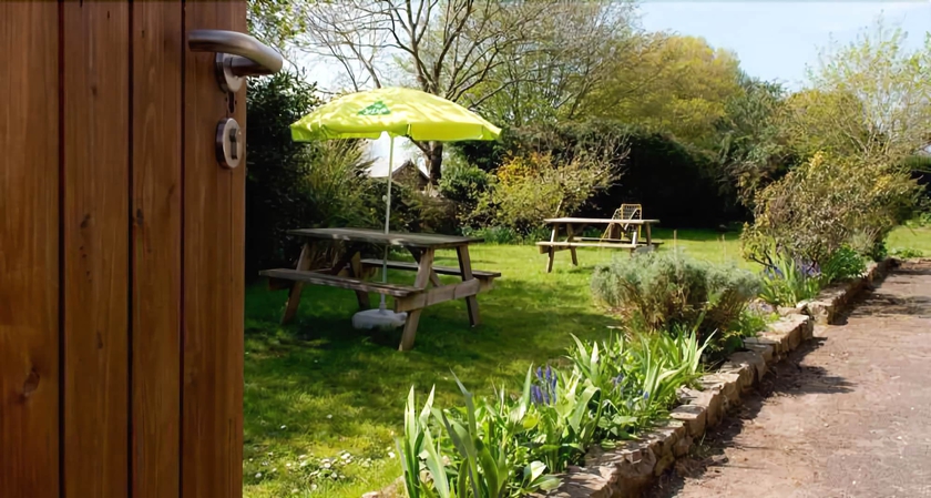 Imagen de los exteriores del Hostel Yha Cheddar -. Foto 8