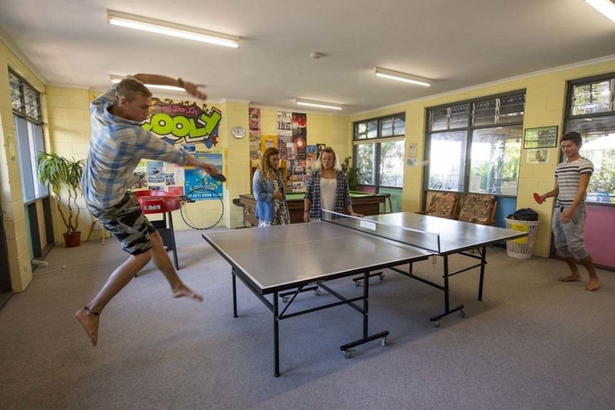 Imagen de los interiores del Hostel Yha Coolangatta Gold Coast. Foto 13