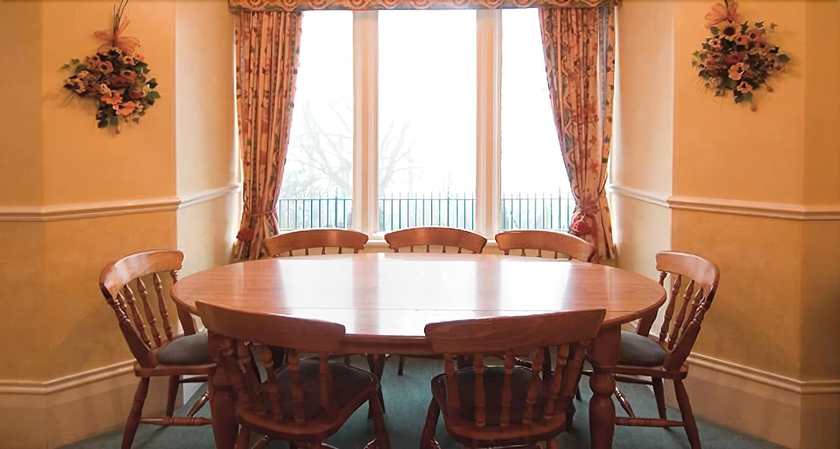 Imagen del bar/restaurante del Hostel Yha Eyam -. Foto 4