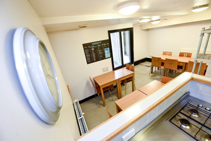 Imagen de los interiores del Hostel Yha Haworth -. Foto 19