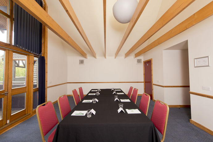 Imagen de los interiores del Hostel Yha London Lee Valley -. Foto 12