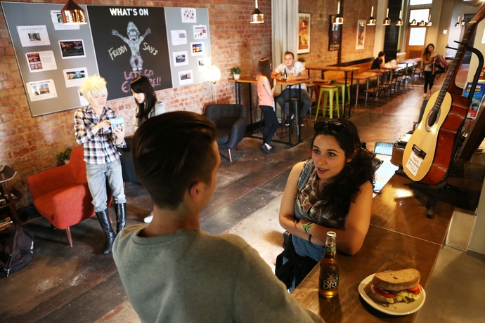 Imagen del bar/restaurante del Hostel Yha Melbourne Central. Foto 4