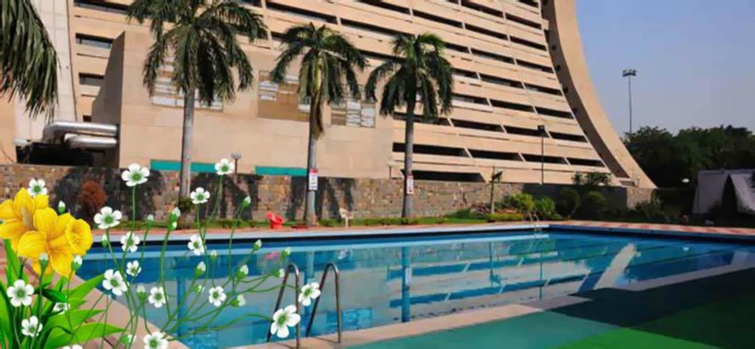 Imagen de la piscina del Hostel Ymca Tourist. Foto 19