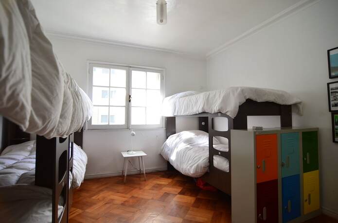 Imagen general del Hostel Yogi Hostels. Foto 2