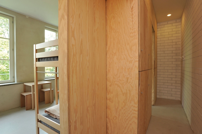 Imagen de la habitación del Hostel Youth Basel. Foto 6