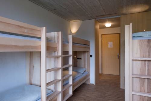 Imagen de la habitación del Hostel Youth Gstaad Saanenland. Foto 11