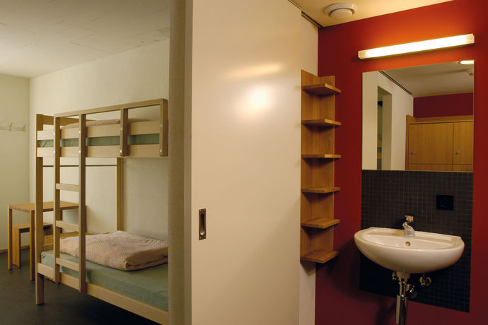 Imagen de la habitación del Hostel Youth Valbella. Foto 4