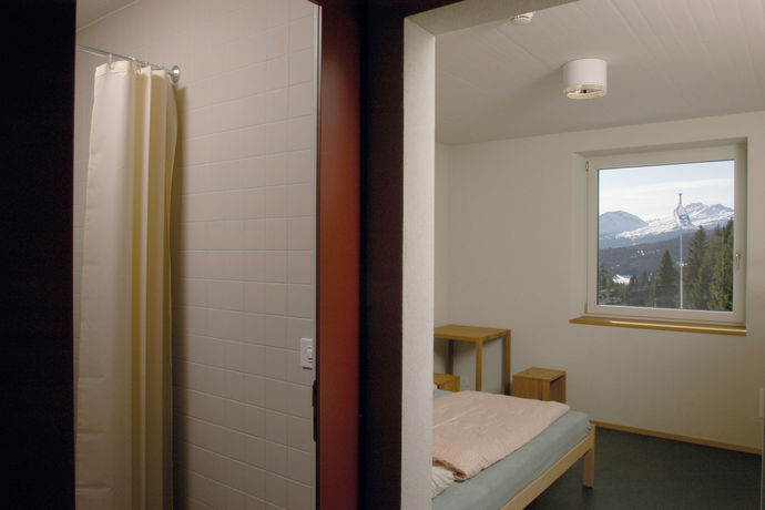 Imagen de la habitación del Hostel Youth Valbella. Foto 6