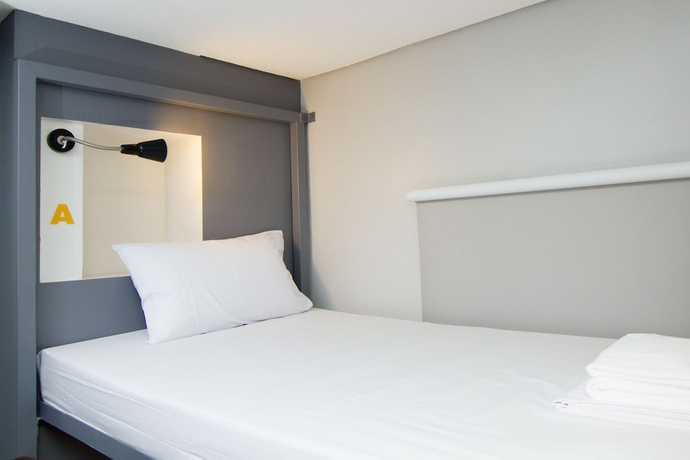 Imagen de la habitación del Hostel Z, Makati. Foto 9