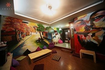 Imagen de los exteriores del Hostel Zostay Backpackers. Foto 10