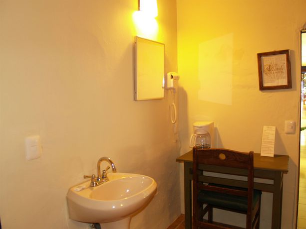 Imagen de la habitación del Hostel and Allende. Foto 12