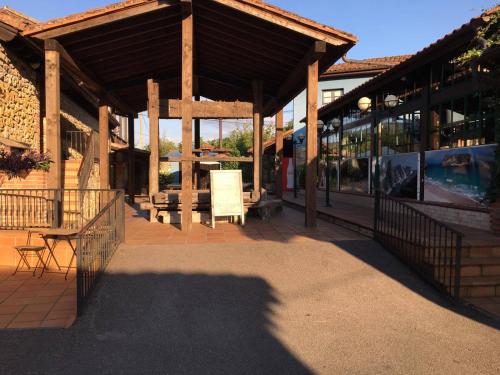 Imagen de los exteriores del Hostel rural Cangas de Onis La Posada. Foto 8