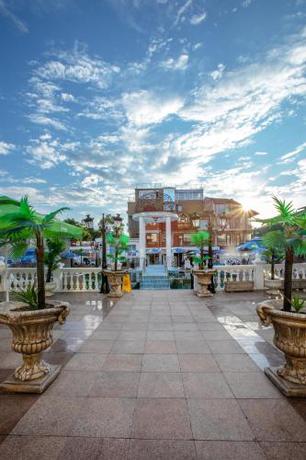 Imagen general del Hotel Китен Бийч. Foto 16