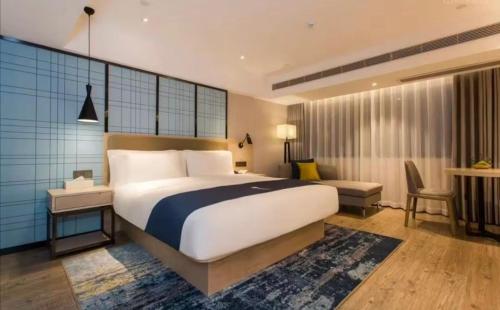 Imagen general del Hotel 宜尚酒店昆明高铁南站春融街地铁站店. Foto 1