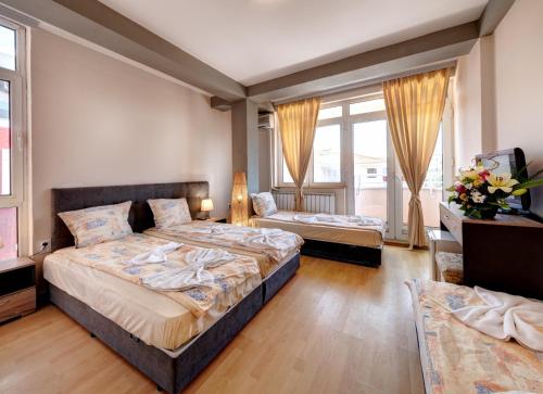 Imagen general del Hotel Хотел Спектър Палас. Foto 15