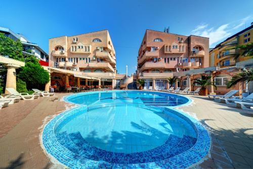 Imagen general del Hotel Хотел Спектър Палас. Foto 16