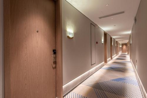 Imagen general del Hotel 宜尚酒店湛江遂溪全丰广场店. Foto 8